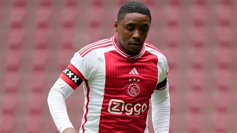 steven bergwijn captain.